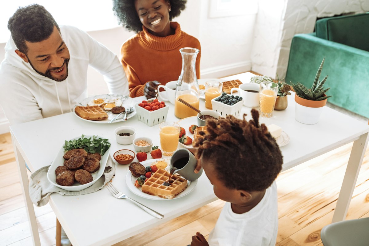 Nutrición en Adolescentes: Cambios y Necesidades